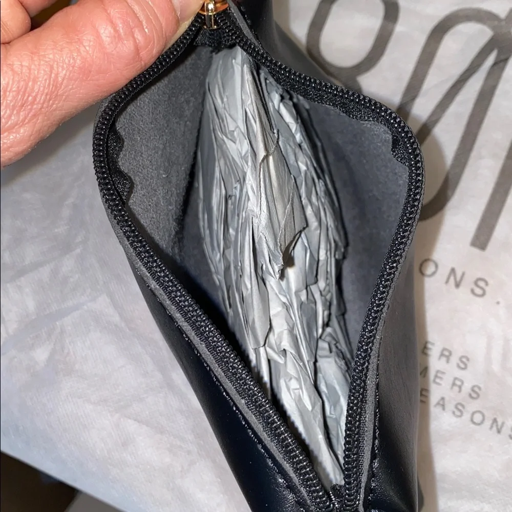 Colton Bucket Bag with Pouch in Black X Revolver 8 OTHER REASONS NEW-Flawed